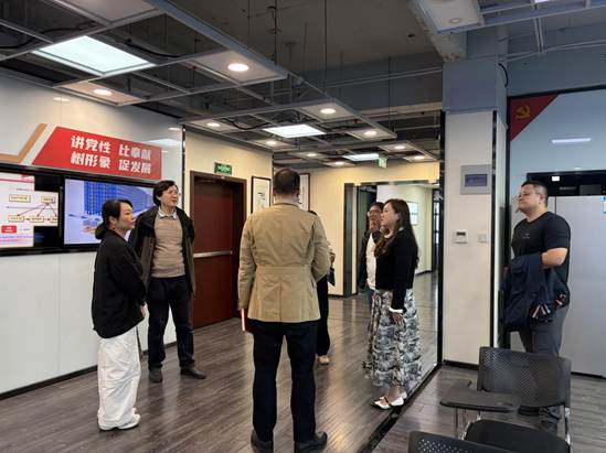 3a970689f184f6581880111f52fb1fec